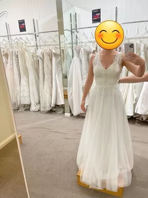 Wedding Dress Size 14 - Brand New With Tag • $150