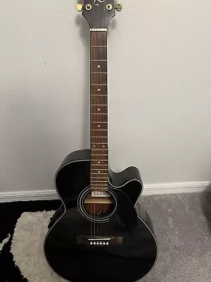 TAKAMINE PT-106 Acoustic-Electric Guitar - Black  • $300