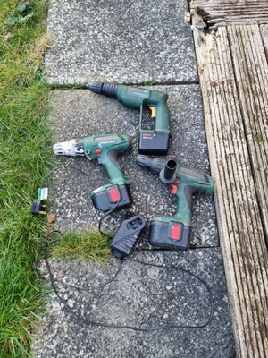 £15 • Buy Bosch Drill Battery Charger Bundle