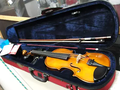 Stentor Student Ii Violin With Bow strings strap And Case 1/2 Size Excellent • $35.75