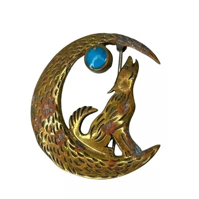 Vintage Wolf Howling At Moon Goldtone Turquoise Brooch Pin 1.5  Diameter • $16