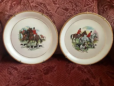 Vintage Pair Of Decorative Wall Hanging Plates By Pall Mall Ware England  • £25