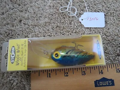 Storm Wiggle Wart Fishing Lure (lot#13916) • $19.95