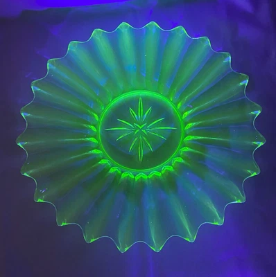 $110 • Buy Very Rare 12 Point Starburst Uranium Green Glass Ripple Edge Serving Plate