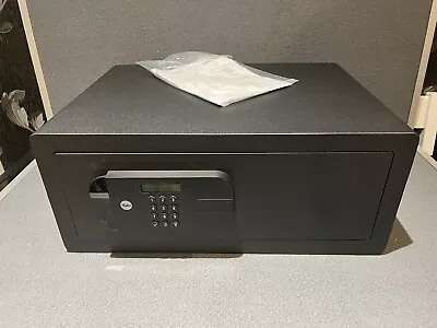 Yale YLFB/200/EB1 Motorised Biometric High Security Laptop Safe        *E2-04 • £15