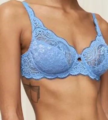 £40 • Buy Triumph Amourette 300 W High Apex Underwired Bra - Provence