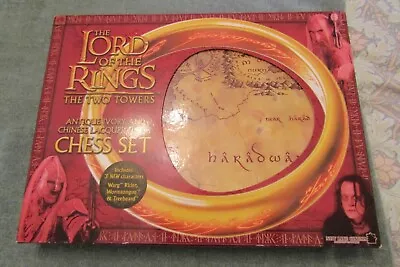 Lord Of The Rings The Two Towers Chess Set • £9.99