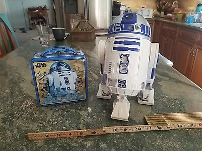 Lot STAR WARS R2-D2 Interactive Droid DISNEY STORE Lights Sounds 2015 & Lunchbox • $20