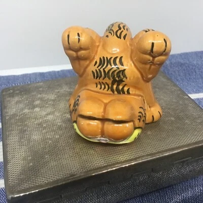 £6 • Buy Vintage 1980s Garfield The Cat Ceramic Collectable Figure. Hand Stand. Downpace
