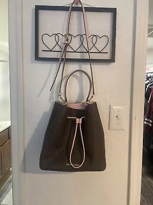 Michael Kors Pink And Brown Bucket Bag • $27