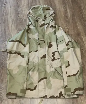 US Military Cold Weather Parka Desert Camo Medium Jacket Gore-Tex • $74.99