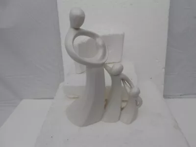 Circle Of Love Figurine ~ Motherhood ~ 335401 ~ 1997 Kim Lawrence • £28