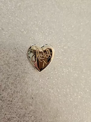 Variety Club Gold Heart Pin Badge - 2010 - Alesha Dixon • £4