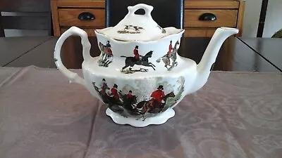 Vintage Exclusive Design Crownford JF Herring Fox Hunting Scene Tea Pot • $95