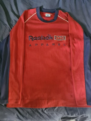 £4.99 • Buy Vintage Reebok Sweatshirt Size Small