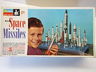 Monogram 1:128 Scale U.S. Space Missiles Model Kit # PS221.300 36 Missiles +Base • $80.26