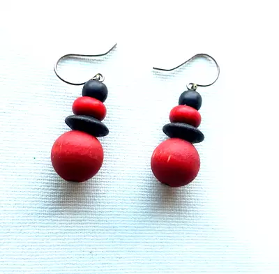 Aarikka VTG Finland Wooden Earrings In Black And Red Color • $20