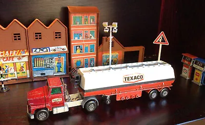 Vintage Matchbox Superkings Texaco Articulated Tanker K-18 Ford LTS Die Cast Toy • $5.68