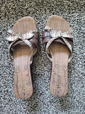 Mudd Wedge Sandals • $10