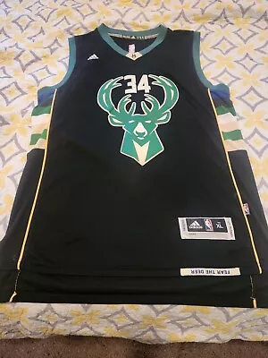 Adidas Giannis Antetokounmpo Size XL Milwaukee Bucks +2 Length Jersey. • $30