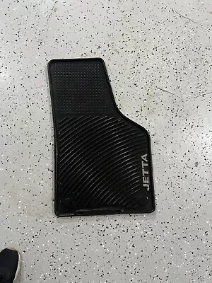 2011-2017 VW JETTA - Front Right Carpet Floor Mats • $40