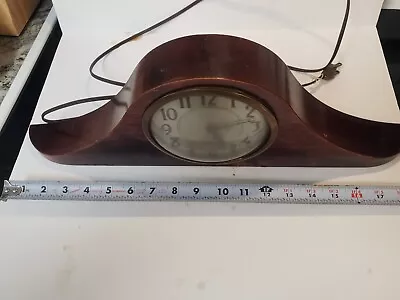 Vintage Sessions Mantle Clock • $14.99