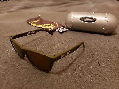 Oakley Frogskins Grenade Dark Olive W/ Gold Iridium Limited Edition Very Rare • $469