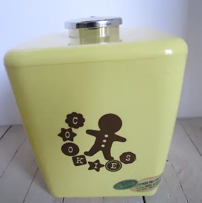 Vintage Plastic Yellow Cookie Jar Canister Burrite Gingerbread Gold 8.5 In Lid • $39.99