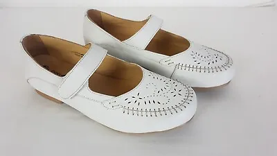 DB Easyb Ladies Leather Clematis White Mary Janes Size UK 7 Fitting 2V • £8.99