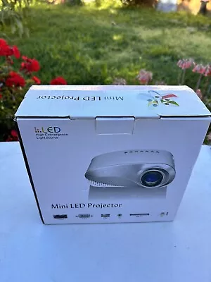 Excelvan Mini LED Digital Projector Model RD-802 • $25