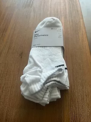 Nike Socks White Mens 8-12 Womens Size 10-13 • $30