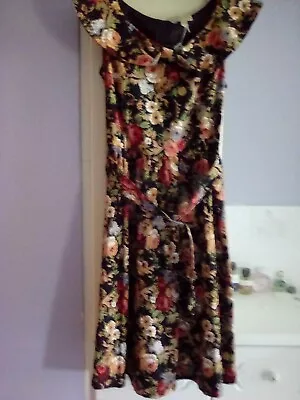 Lindy Hop Floral Dress Size 14  • £8.50