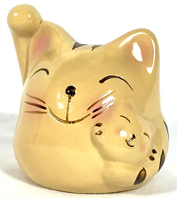 Maneki Neko Holding Kitten Japanese Beckoning Cat Prosperity Good Luck Paw Raise • $24.95