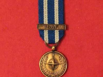 Miniature Nato ISAF Medal With Bar And Ribbon In Mint Condition • £8.90