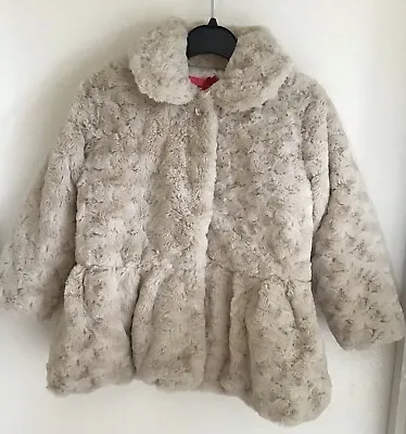 £19.99 • Buy Brand New - Mothercare Girls Faux Fur Cream Coat With Heart Diamante Button