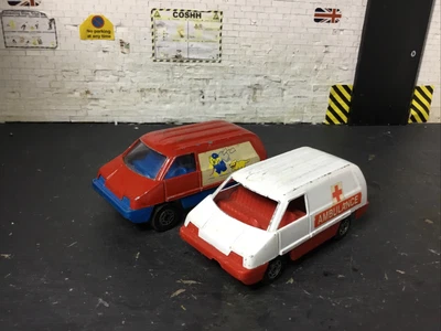 £0.99 • Buy Corgi Cubs Post Office Van And Ambulance For Restoration Only 