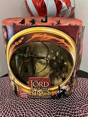 Toybiz Lord Of The Rings Two Towers Elven Archer & Berserker Figures • $49.99