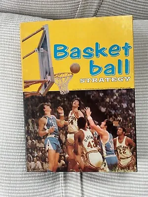 1974 VINTAGE Avalon Hill BASKETBALL STRATEGY BOARD GAME   March Madness! • $13.95