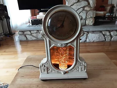 RARE Vintage Mastercrafters Glitter Tube Electric Mantle Clock Model 434 Cracked • $100