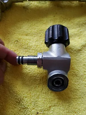 ScubaPro DiveRite Hollis Tank Valve H-Adapter - Left Din W Yoke Adapter  • $55