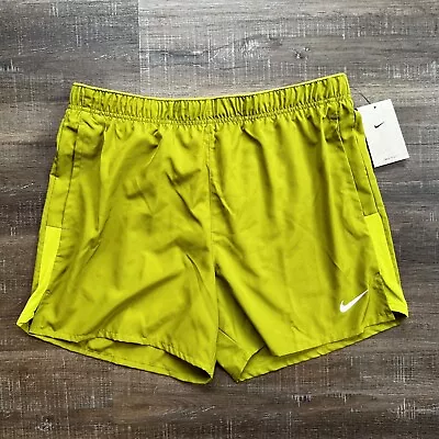 Nike Challenger Dri FIT 5'' Size Medium Mens Moss Brief-Lined Running Shorts $40 • $26