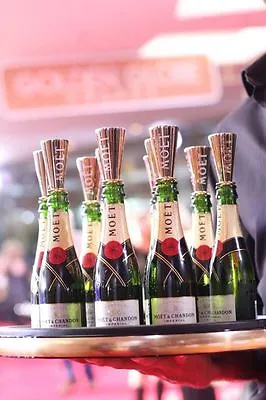 MOET CHANDON CHAMPAGNE GOLDEN SIPPERS FOR MINI SPLIT BOTTLES X 5 • $19.99