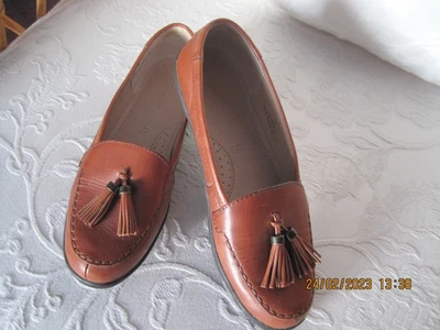 £8 • Buy M&S Footglove Tan Loafer Shoes Size 3.5 Brand New 