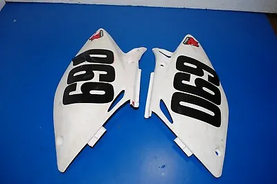 2002 02-04 Crf450r Left Right Seat Railing Side Shroud Louvers Cover Plate  • $39.99