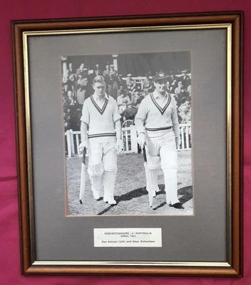 £10 • Buy Large Framed And Glazed Picture . Worcestershire V Australia 1953. FREE POST