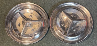 $150 • Buy 1956 Oldsmobile Fiesta Custom 88 Deluxe Spinner 15  Hubcaps Wheel Covers X2