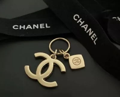 CHANEL Charm 2023 Holiday Christmas Limited Edition Novelty CC Logo Gold Charm  • $30
