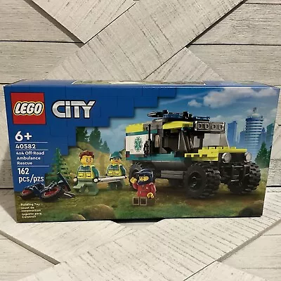 LEGO 40582 : CITY 4x4 Off-Road Ambulance Rescue • $24.99