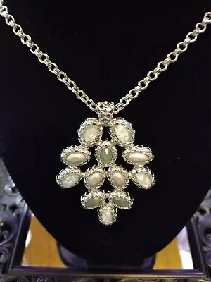 Dana Buchman Lucite Pearls Green Silver Chain Long Retro Necklace (665) • $9.99