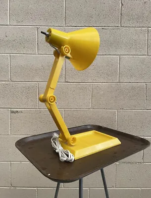 Vtg POST MODERN Yellow Plastic 19  Desk Lamp Memphis Space Age Kartell MCM • $90